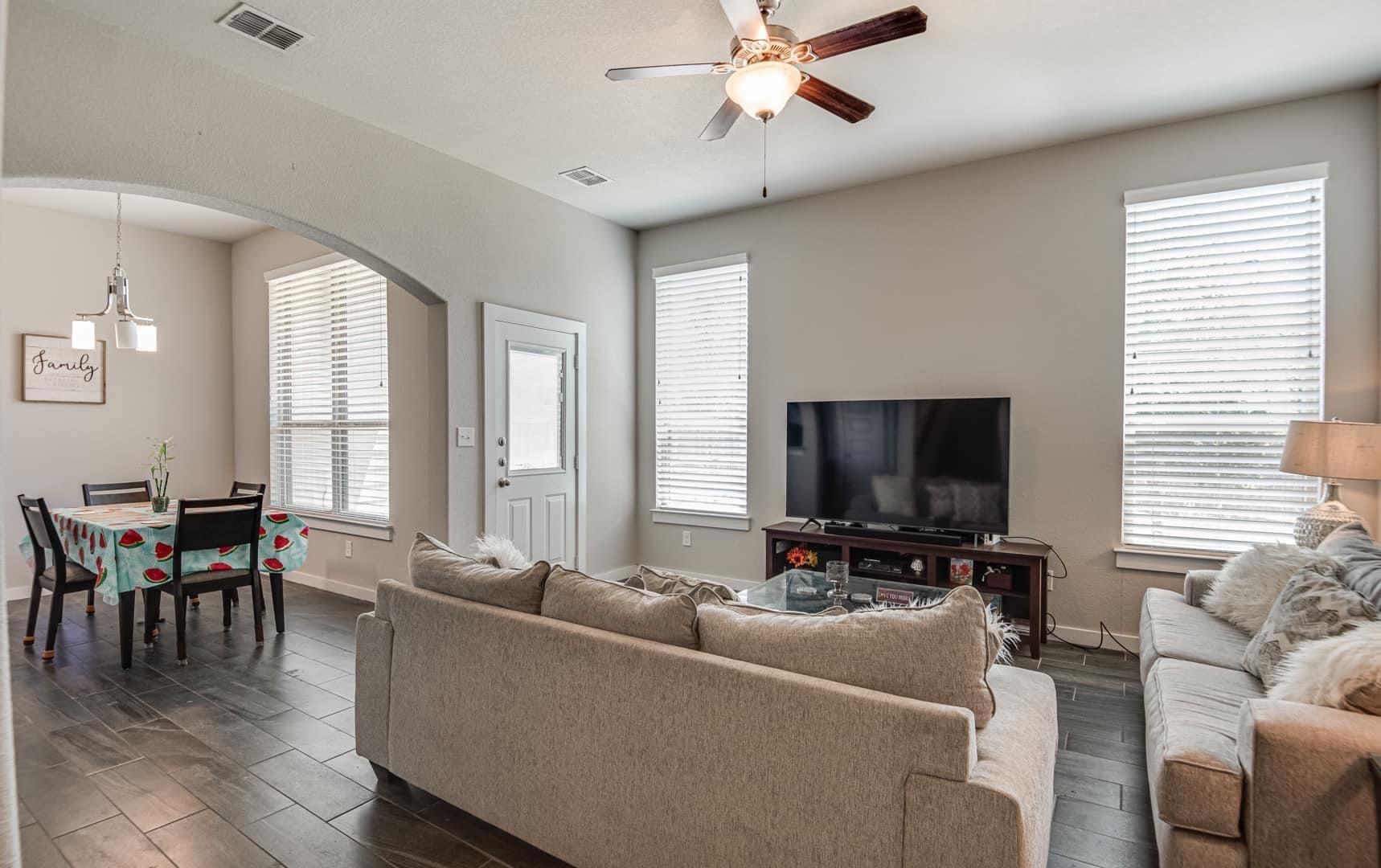 137 and 143 Lakeview CT