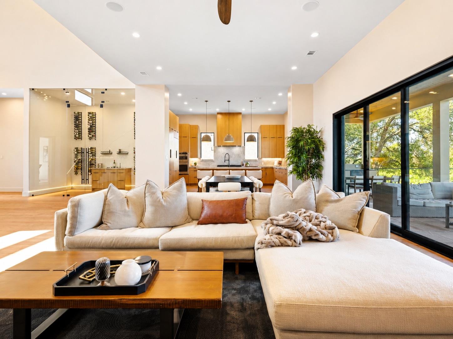 205 Waters View CT