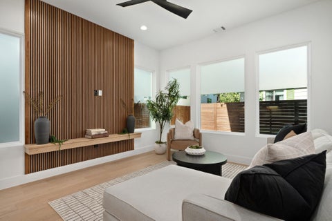 Tiny photo for 1104 Fiesta ST, Austin, TX 78702 (MLS # 2119541)