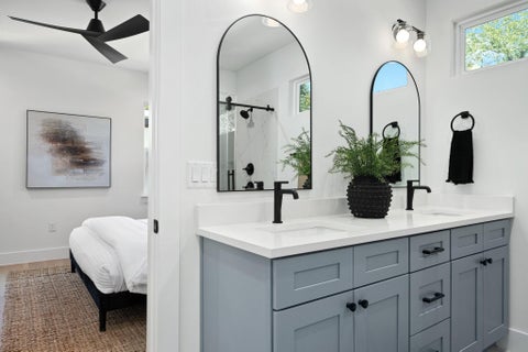 Tiny photo for 1104 Fiesta ST, Austin, TX 78702 (MLS # 2119541)