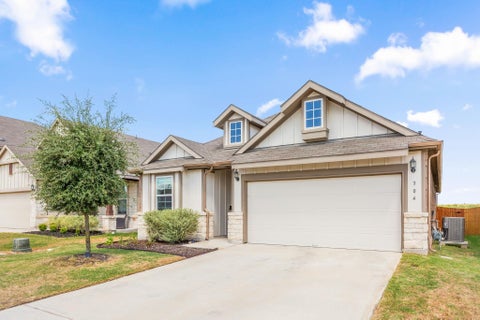 Photo of 304 Sweetleaf DR, Buda, TX 78610 (MLS # 3492199)
