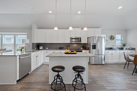 Photo of 7312 Van Ness ST, Austin, TX 78744 (MLS # 1696822)