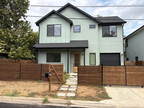 Photo of 4806 Lott Ave, Austin, TX 78721 (MLS # 2364854)