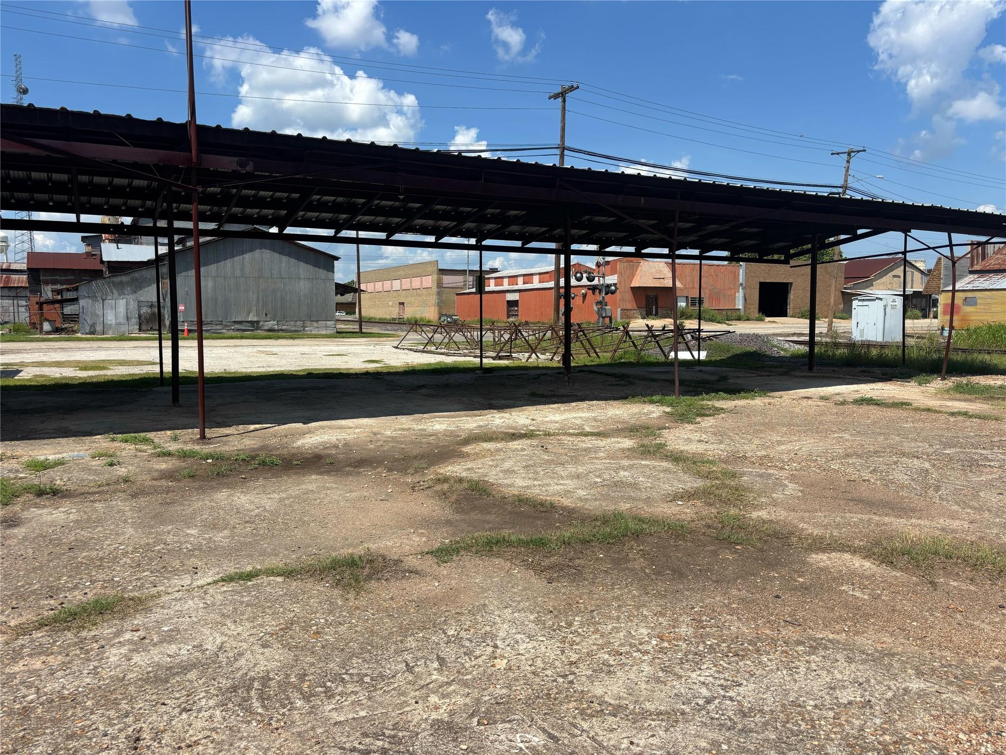 300 W Hempstead-B ST