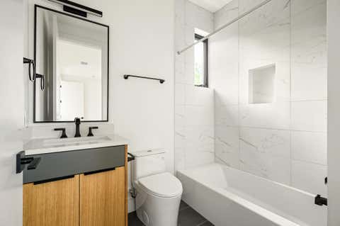 Tiny photo for 1102 Summit ST, Austin, TX 78741 (MLS # 4414626)