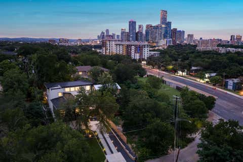 Tiny photo for 1102 Summit ST, Austin, TX 78741 (MLS # 4414626)