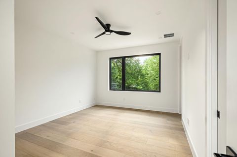 Tiny photo for 1102 Summit ST, Austin, TX 78741 (MLS # 4414626)