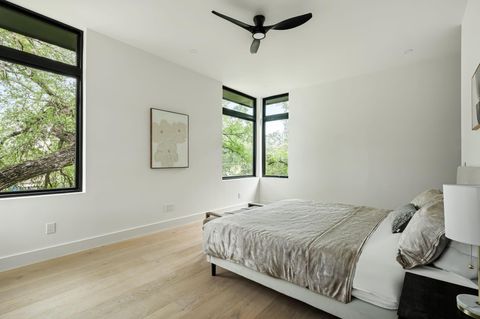 Tiny photo for 1102 Summit ST, Austin, TX 78741 (MLS # 4414626)
