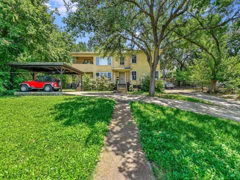 2323 Hartford RD Austin TX 78703