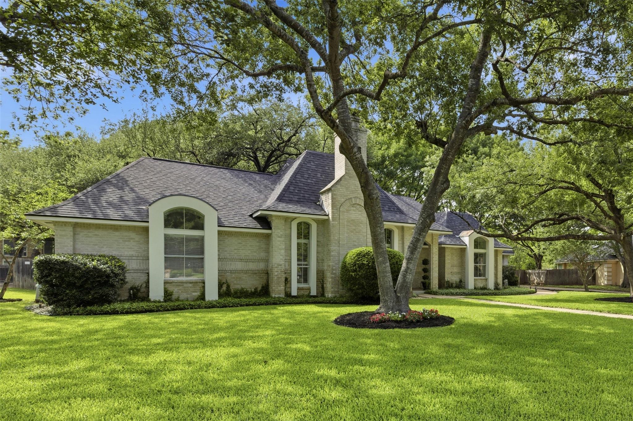 9 Hillway DR