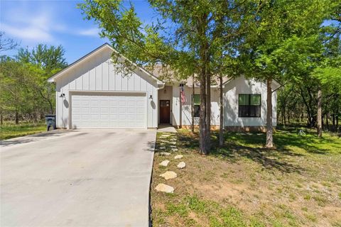 Photo of 178 Waikakaaua DR, Bastrop, TX 78602 (MLS # 3044265)
