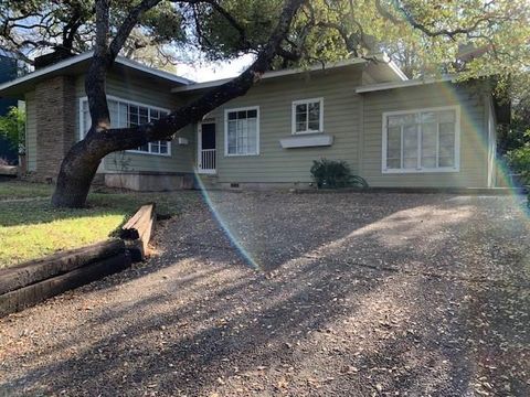 Photo of 2207 Montclaire ST, Austin, TX 78704 (MLS # 1375164)