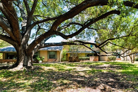 Photo of 911 W Village LN, Austin, TX 78758 (MLS # 1577405)