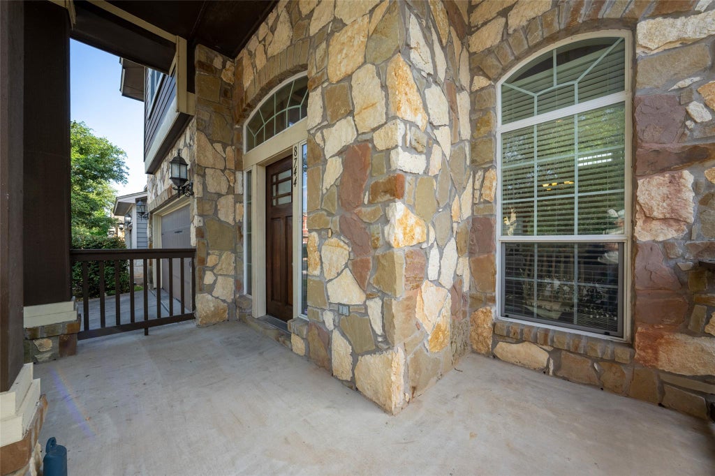Photo of 8744 Blackvireo DR, Austin, TX 78729 (MLS # 3505916)