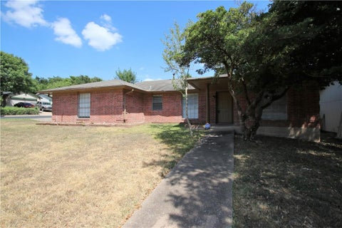 Photo of 7017 Crosswood DR, Austin, TX 78745 (MLS # 8685533)