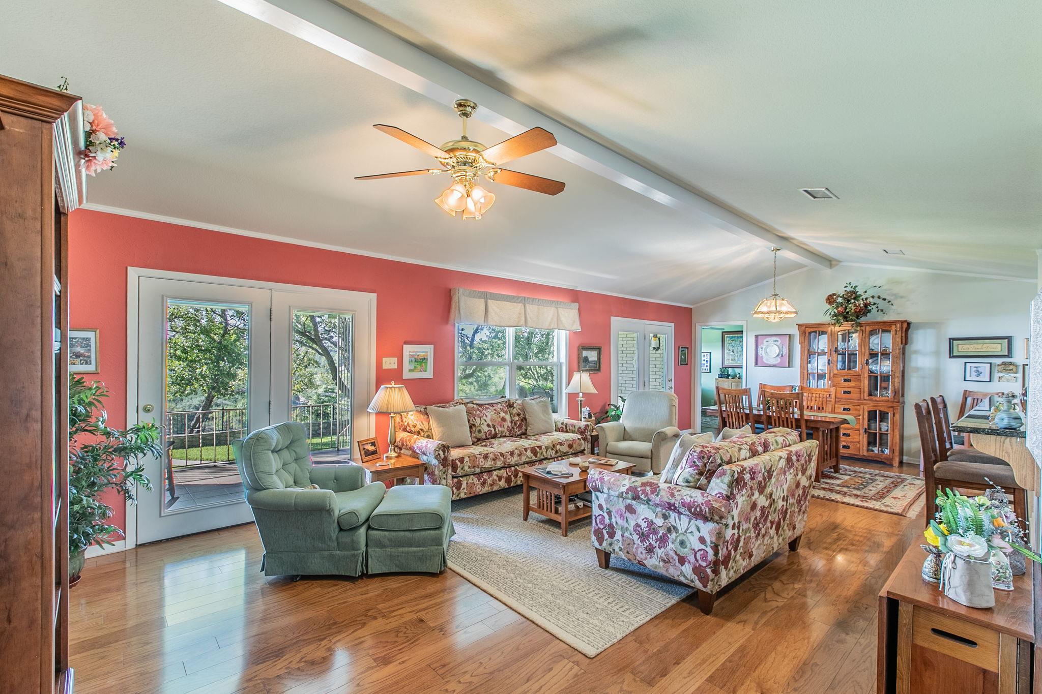 4219 Birdwatchers DR
