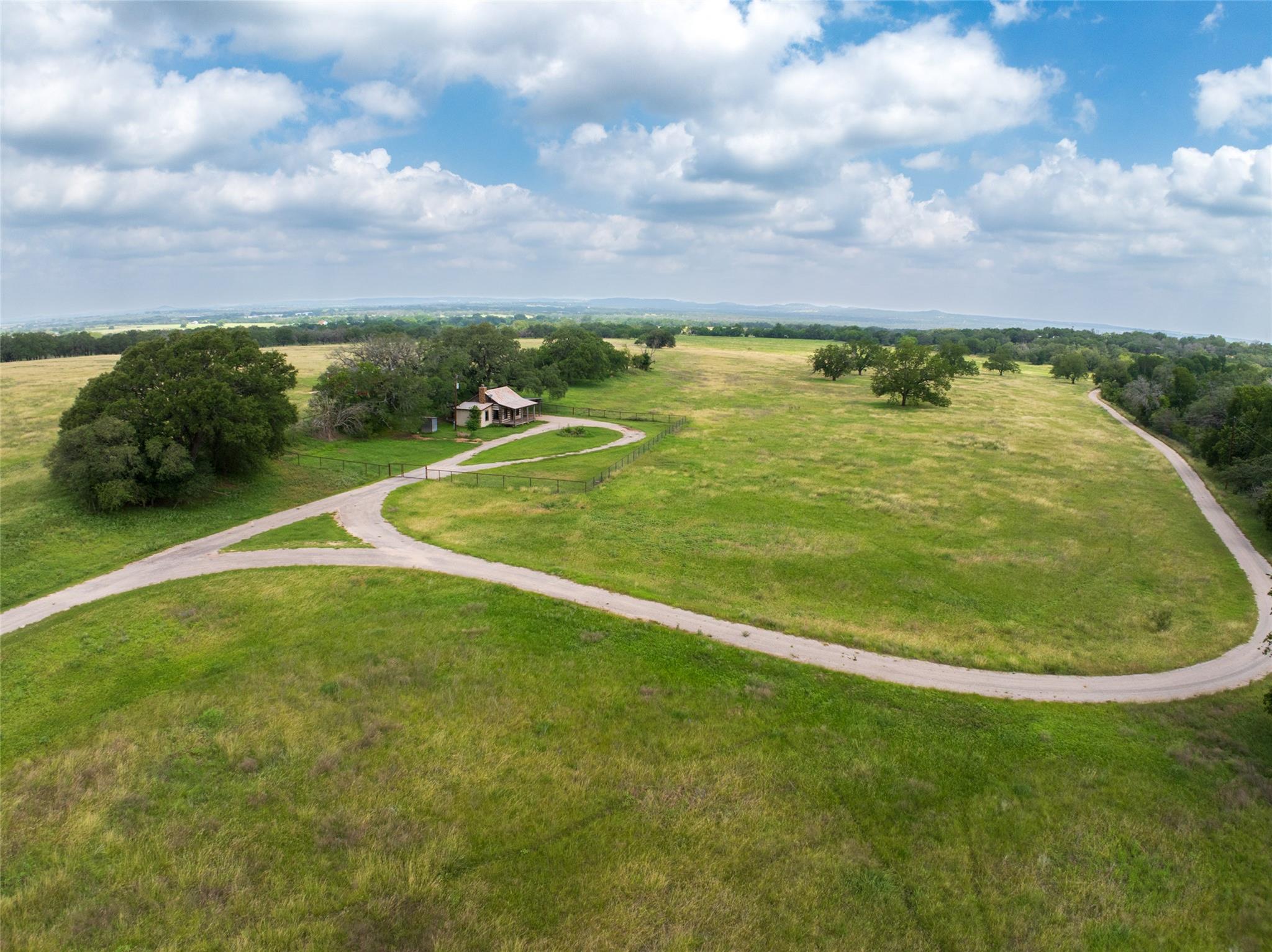 TBD 125 Hye Albert RD