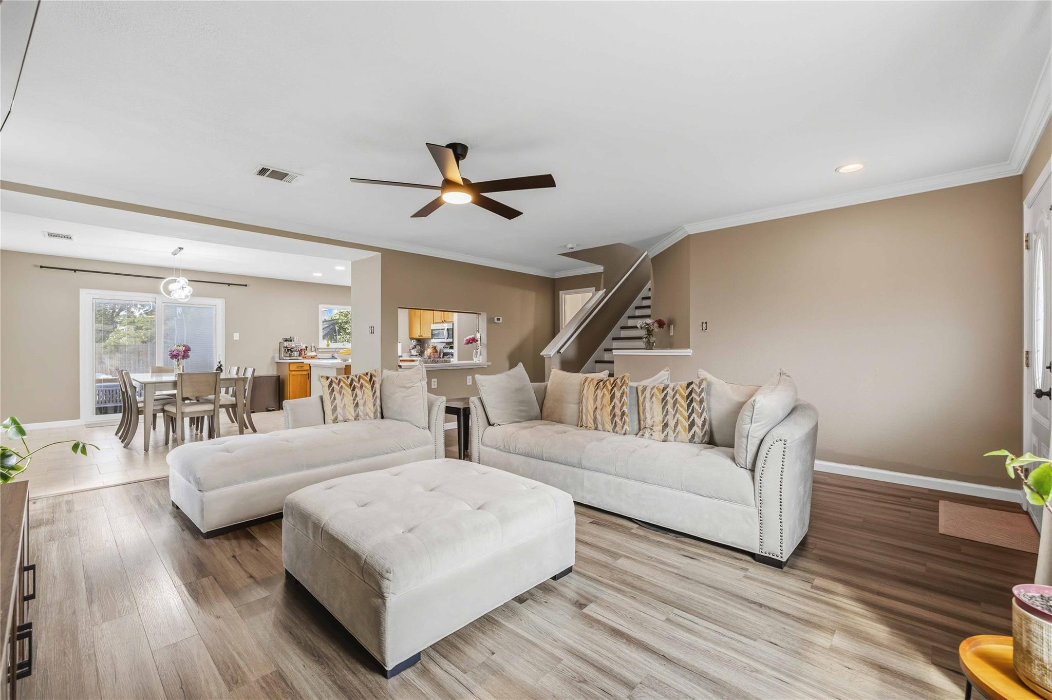 3263 Elizabeth Anne LN
