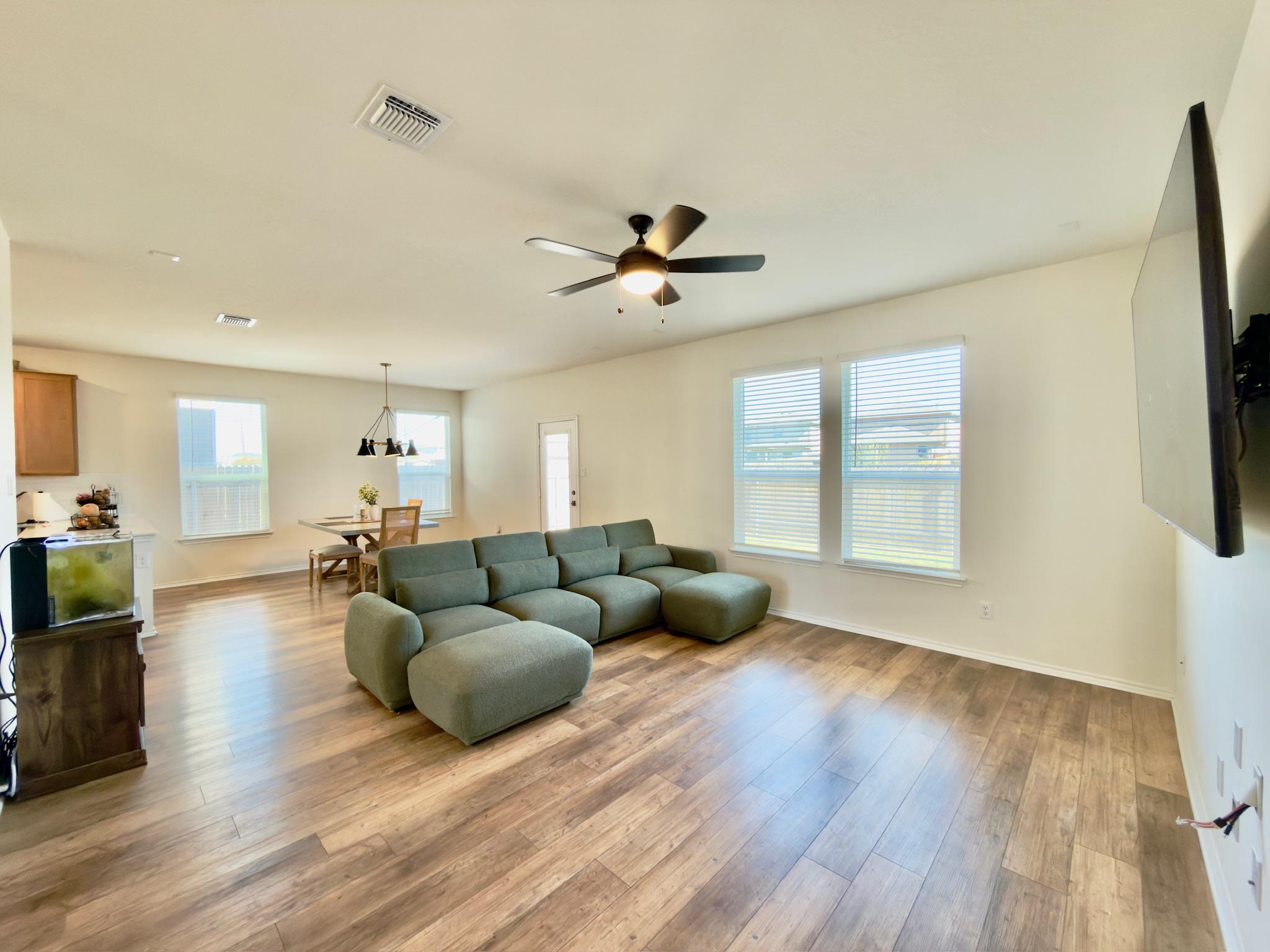 13304 Nancy Reagan ST