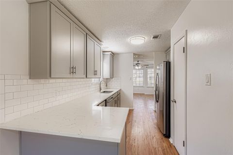 Tiny photo for 9839 Briar Ridge DR, Austin, TX 78748 (MLS # 8496286)