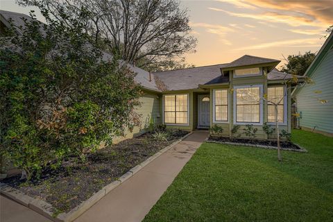 Tiny photo for 9839 Briar Ridge DR, Austin, TX 78748 (MLS # 8496286)