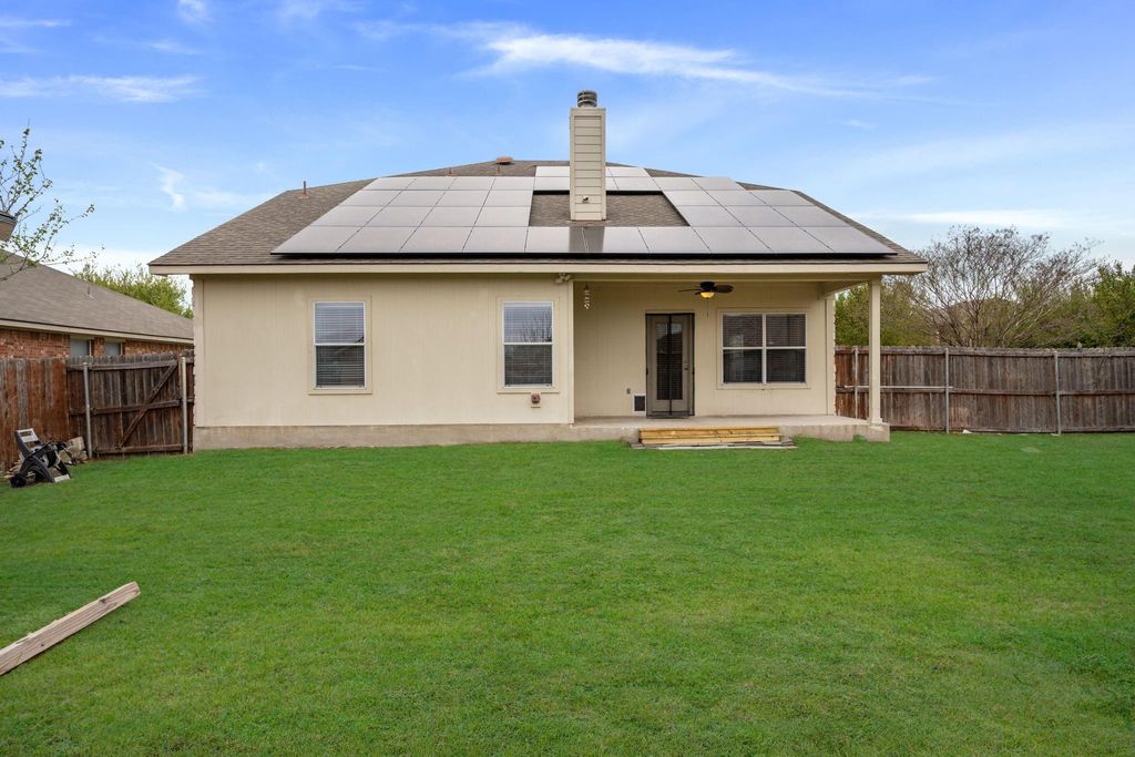 Photo of 304 Gainer DR, Hutto, TX 78634 (MLS # 9958628)