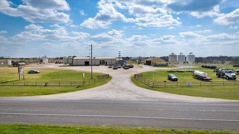 604 E. US H 190wy Richland Springs TX 76871