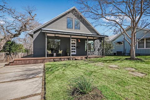 Photo of 1620 W 10th ST, Austin, TX 78703 (MLS # 9818038)