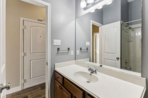 Tiny photo for 2210 Onion Creek PKWY #401, Austin, TX 78747 (MLS # 2890835)