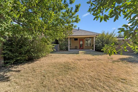 Tiny photo for 2210 Onion Creek PKWY #401, Austin, TX 78747 (MLS # 2890835)