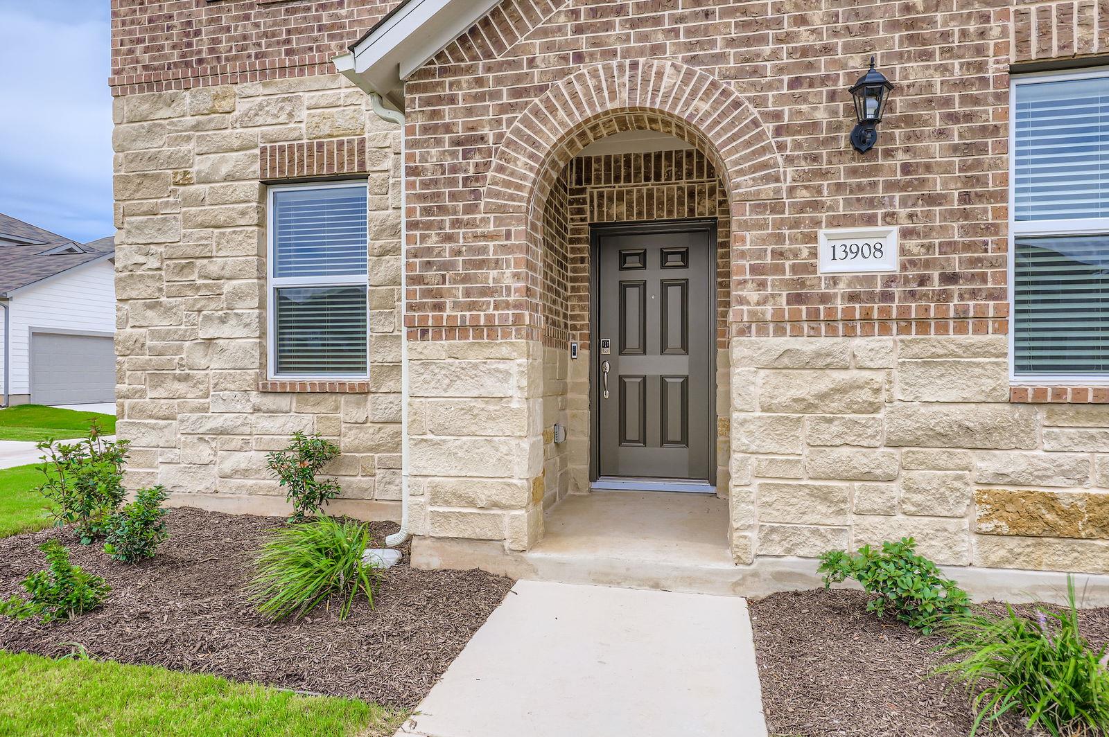 13908 Edna Maxine WALK