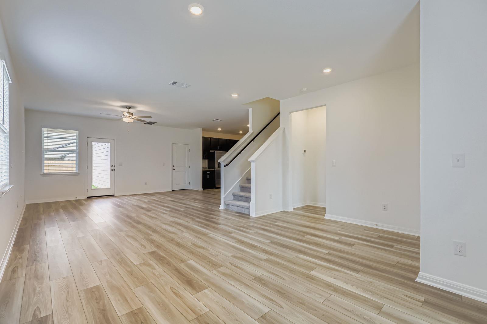 13908 Edna Maxine WALK