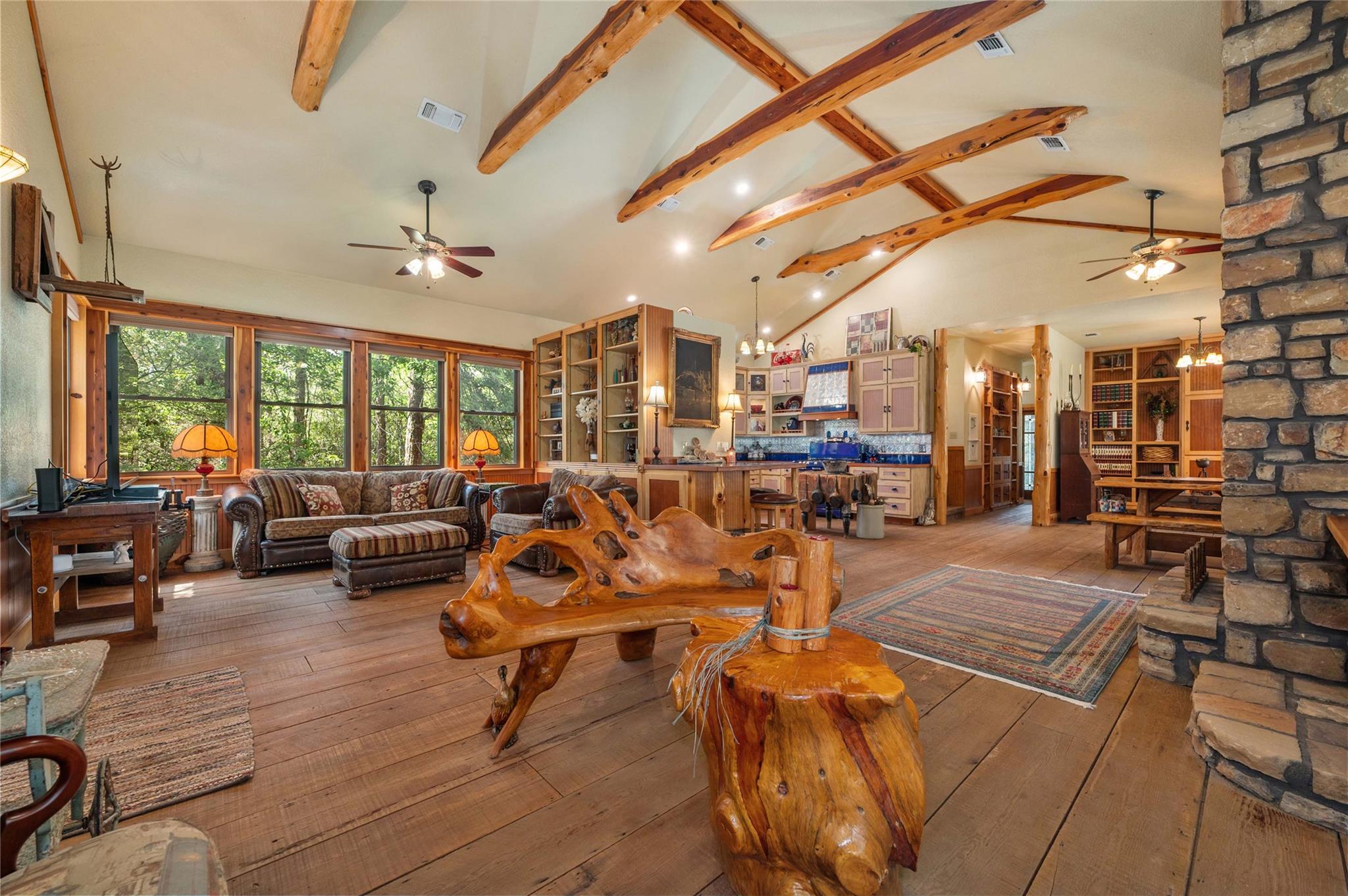 136 Red Fox LN