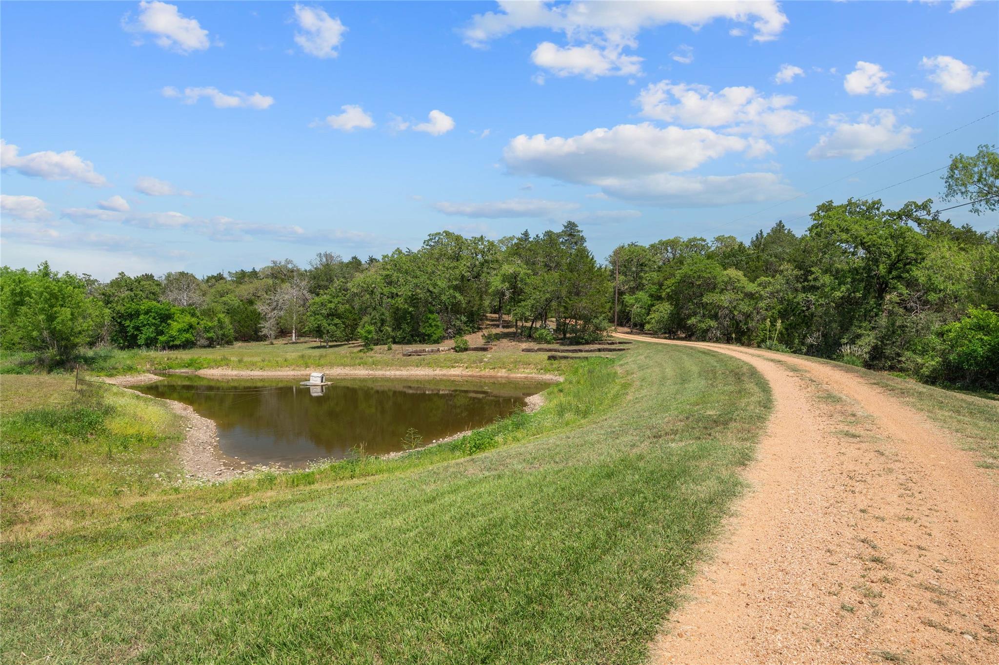 136 Red Fox LN