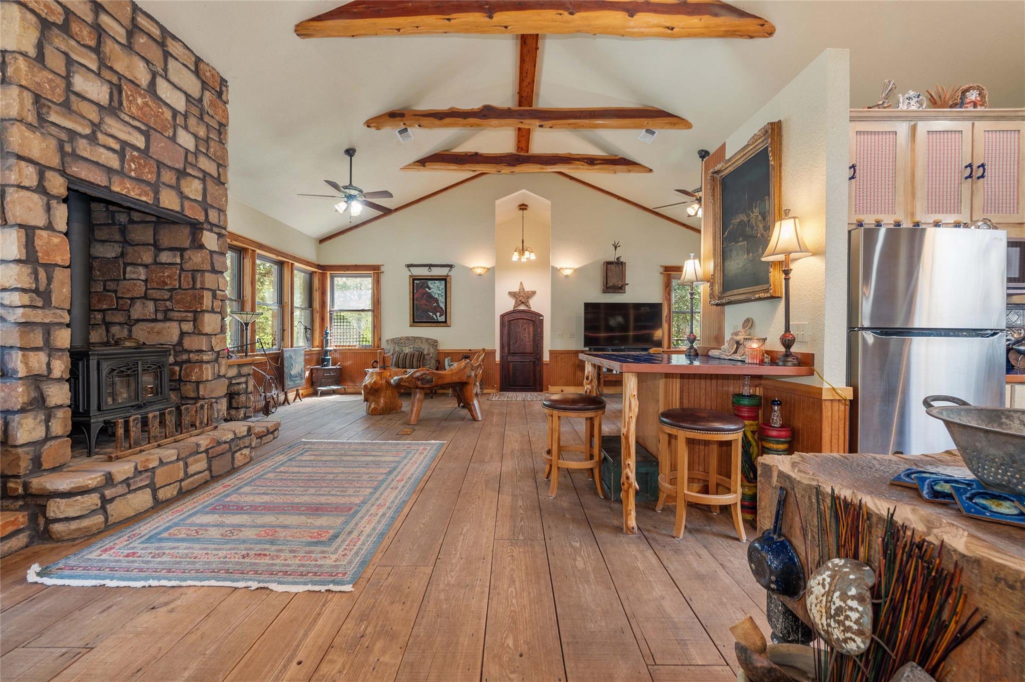 136 Red Fox LN