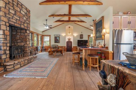 136 Red Fox LN Bastrop TX 78602