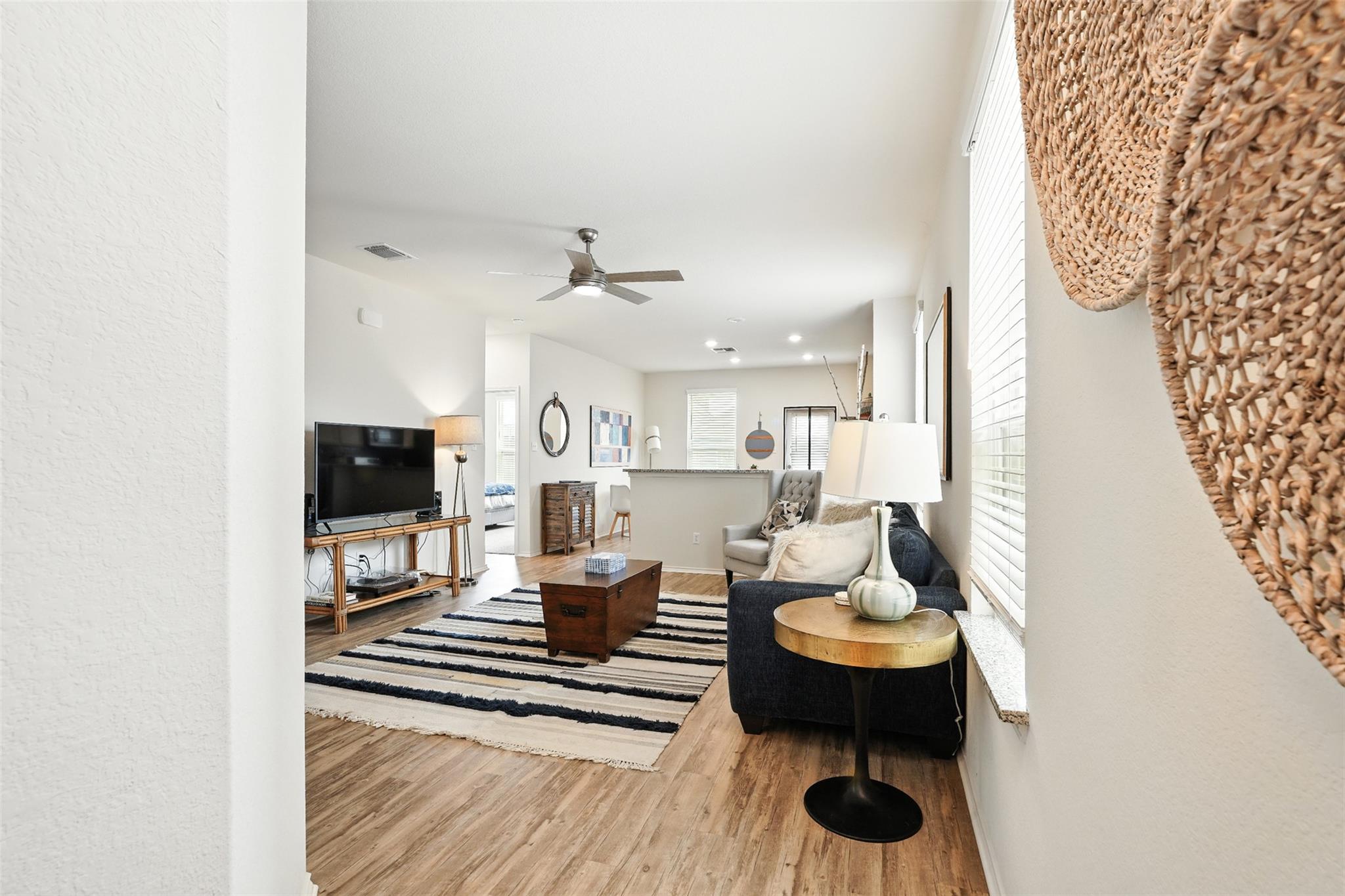 145 Nettletree DR