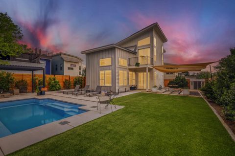 Photo of 1907 Greenwood Ave #4, Austin, TX 78723 (MLS # 2313440)