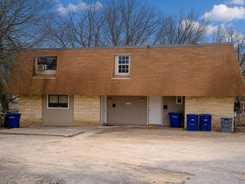 Photo of 6257 Manor RD #B, Austin, TX 78723 (MLS # 6662052)