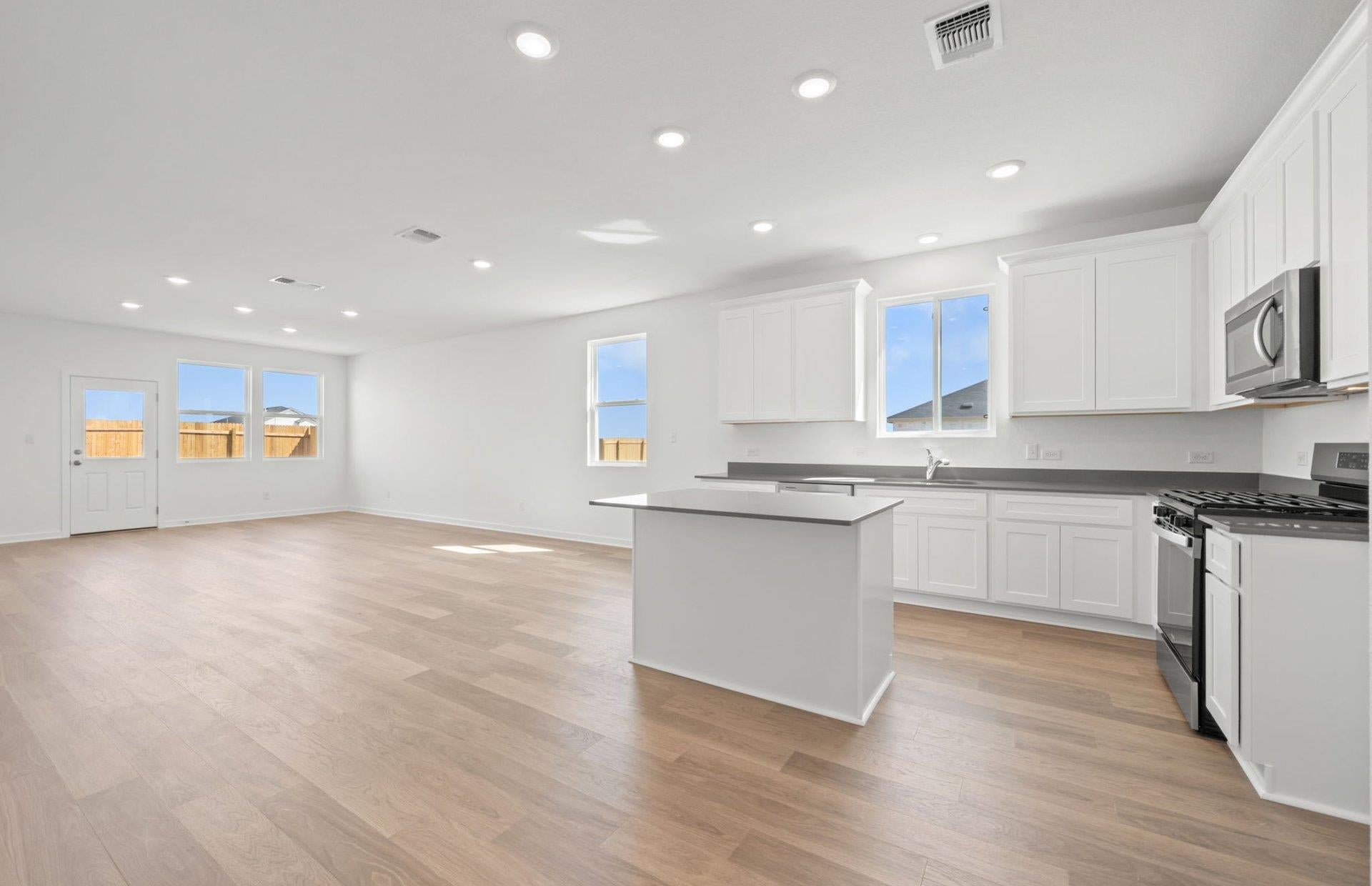 157 Lindheimer LN