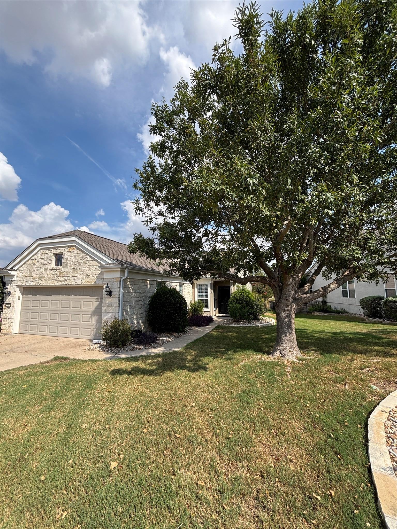 218 Monument Hill TRL