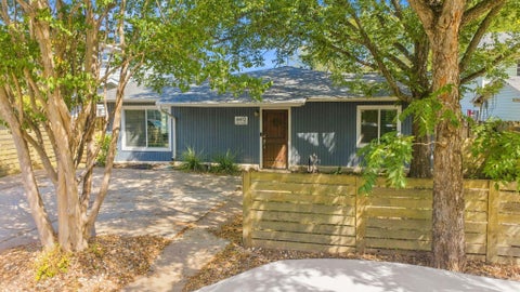 Tiny photo for 6612 Cruz ST, Austin, TX 78741 (MLS # 3870778)