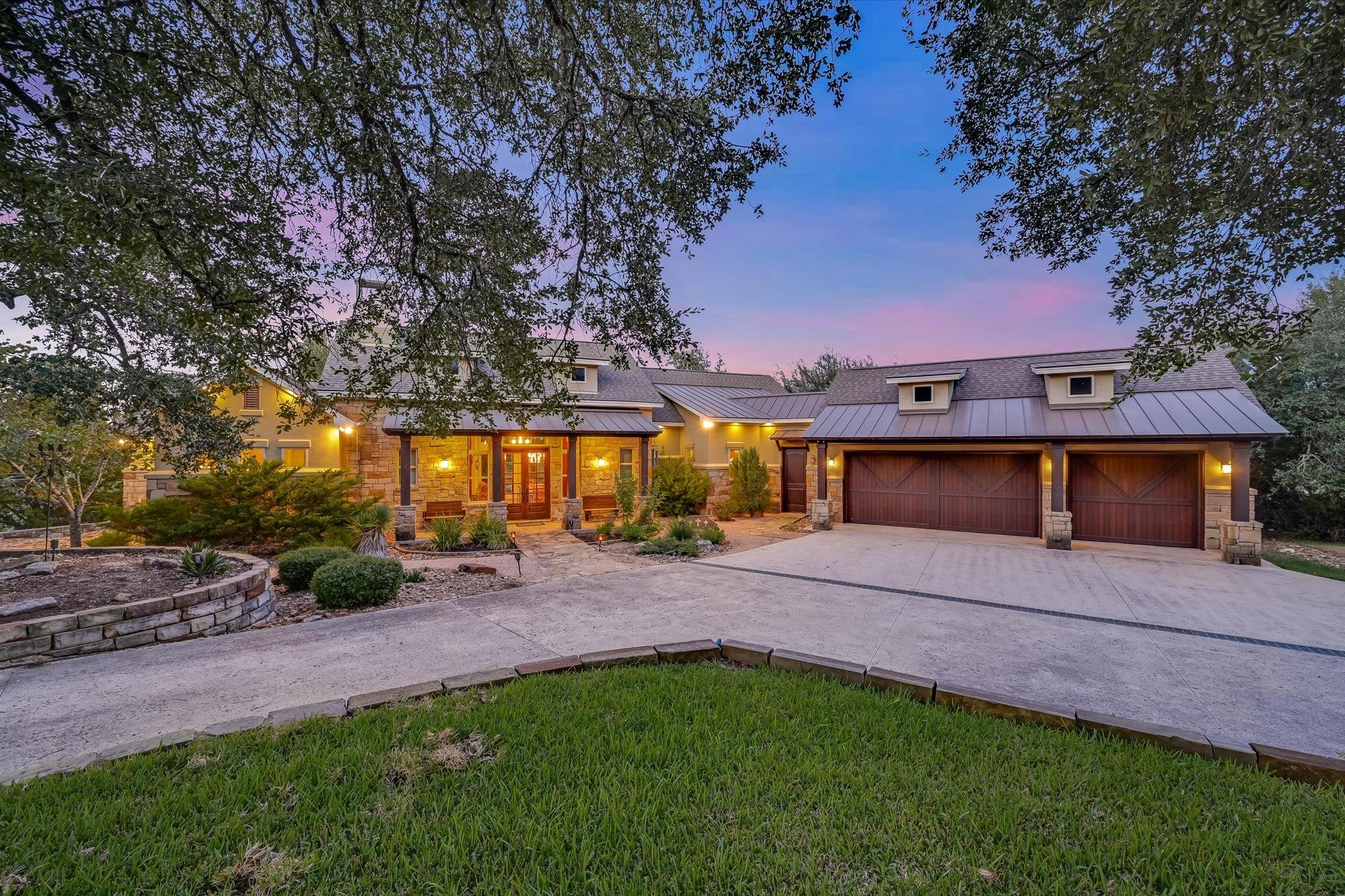 104 Mesa DR