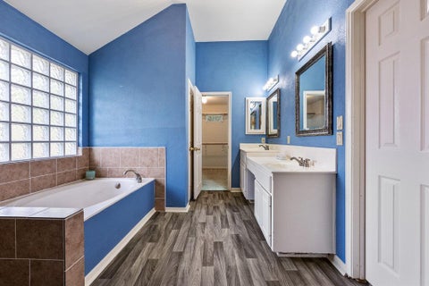 Tiny photo for 10404 Wolftrap DR, Austin, TX 78749 (MLS # 4697651)