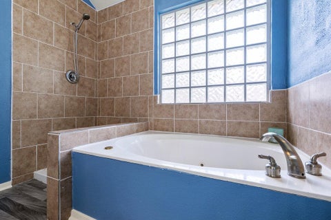 Tiny photo for 10404 Wolftrap DR, Austin, TX 78749 (MLS # 4697651)