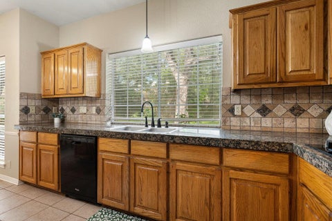 Tiny photo for 10404 Wolftrap DR, Austin, TX 78749 (MLS # 4697651)