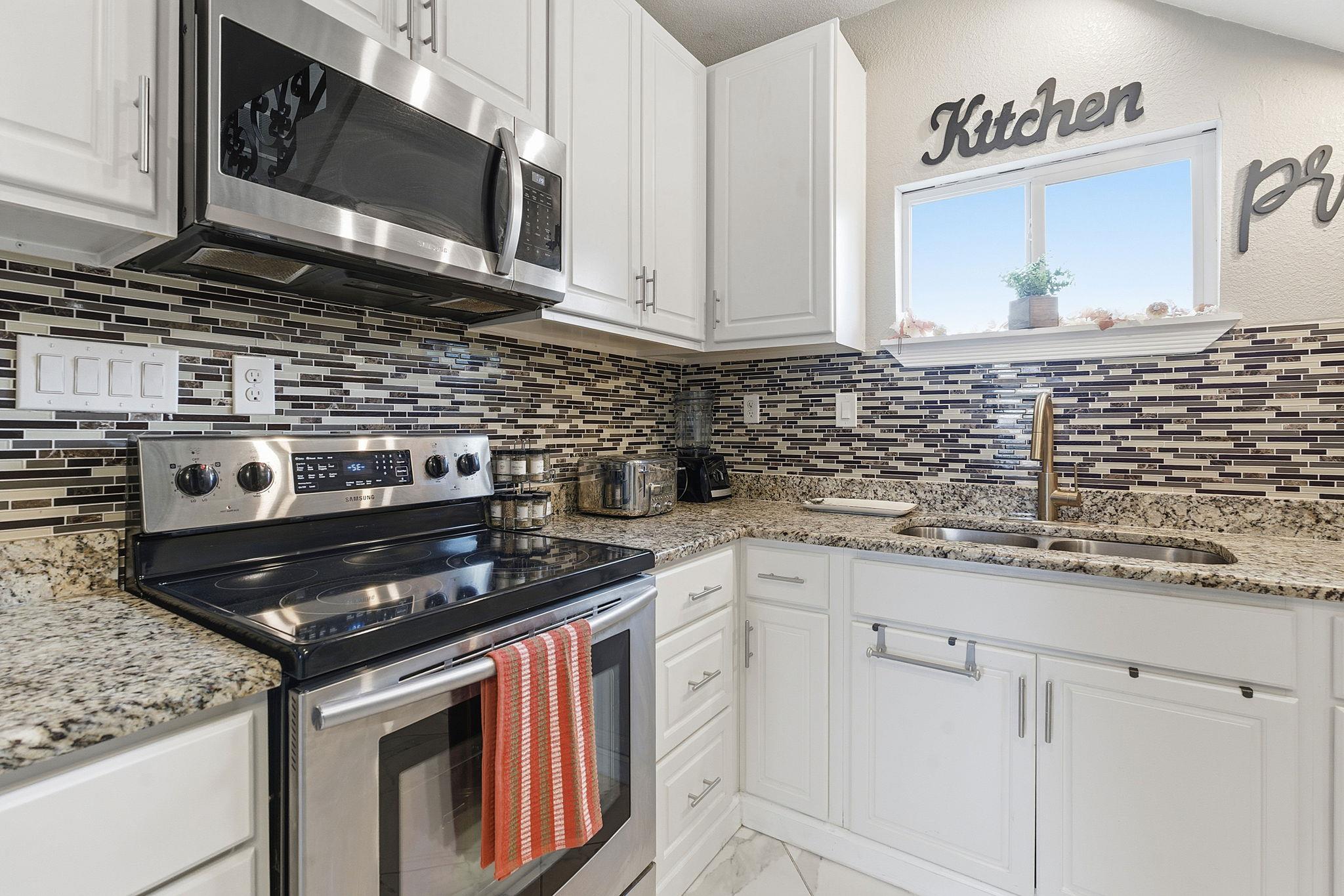 169 Ridgetop RD