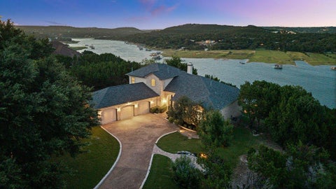 Photo of 17312 Northlake Hills DR, Jonestown, TX 78645 (MLS # 6622689)