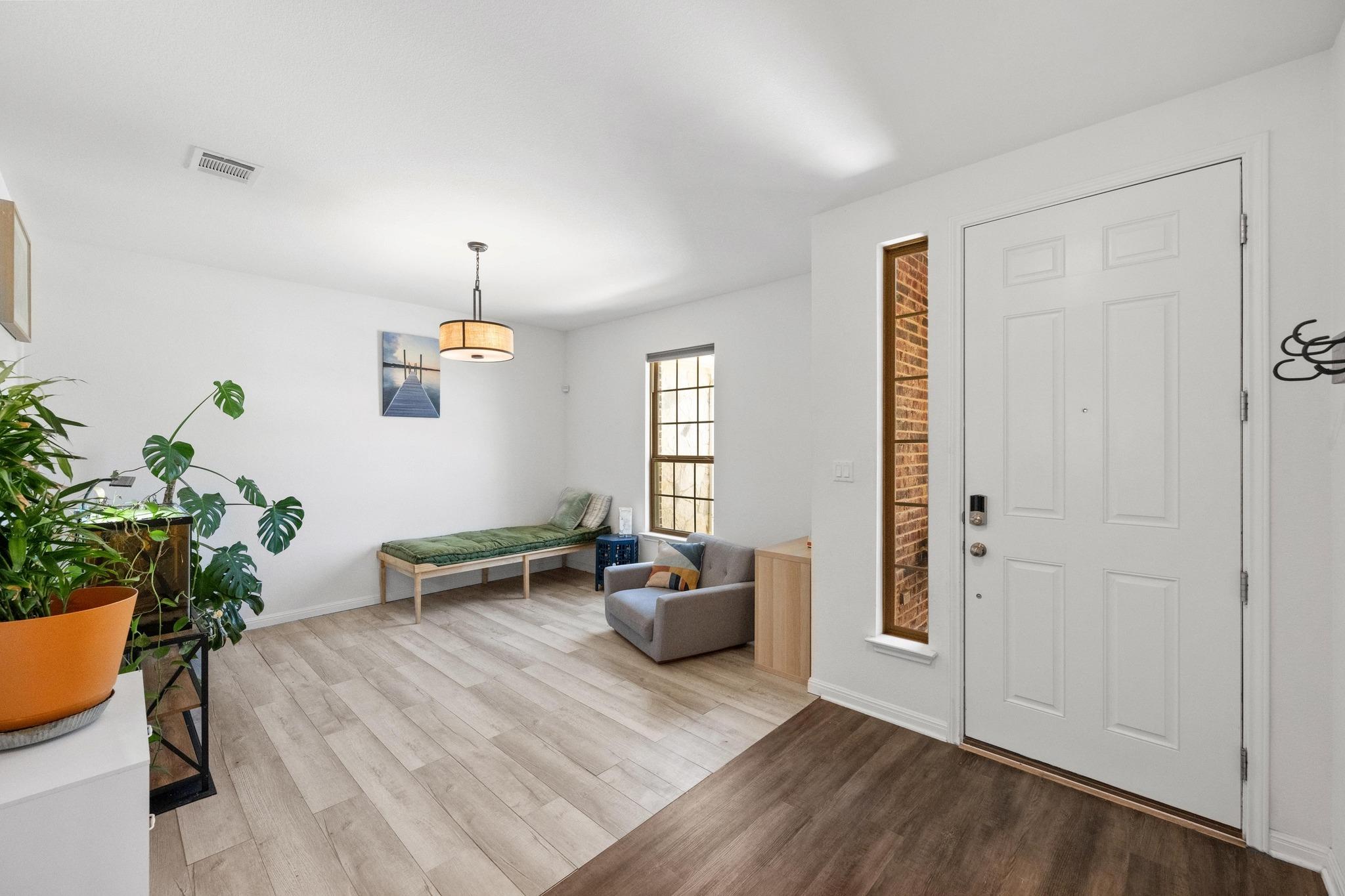 147 Arbor Bay DR