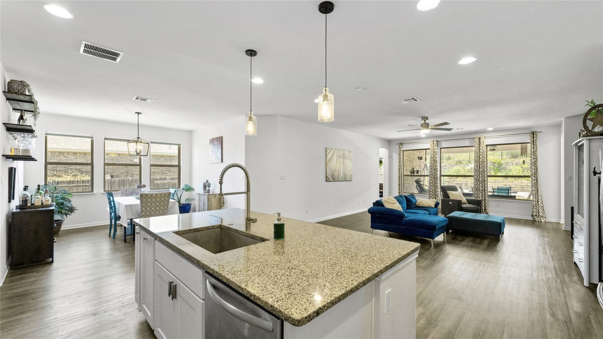 147 Arbor Bay DR